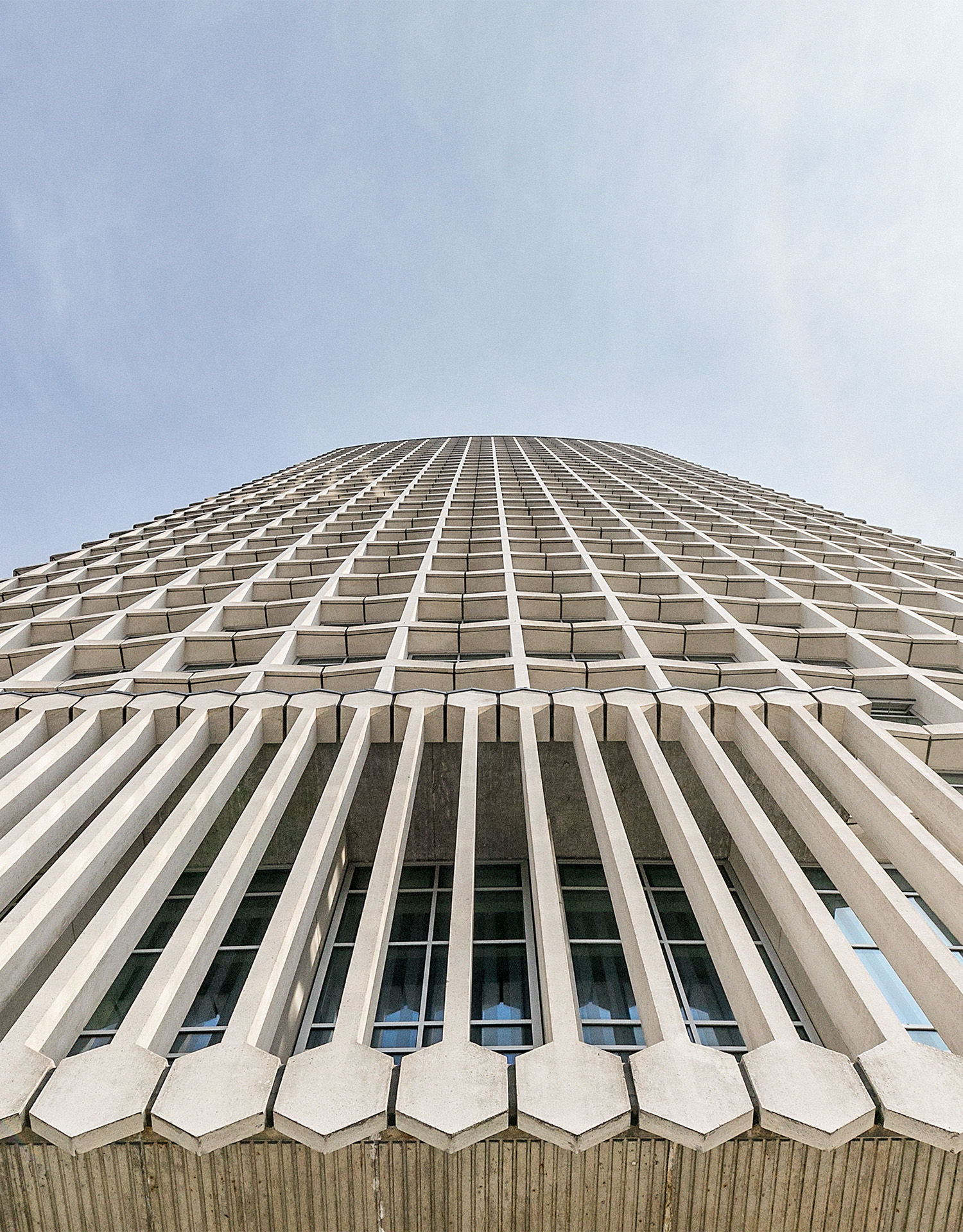 Centre Point | Brutalist geometric facade | Angel O'Donnell | West End