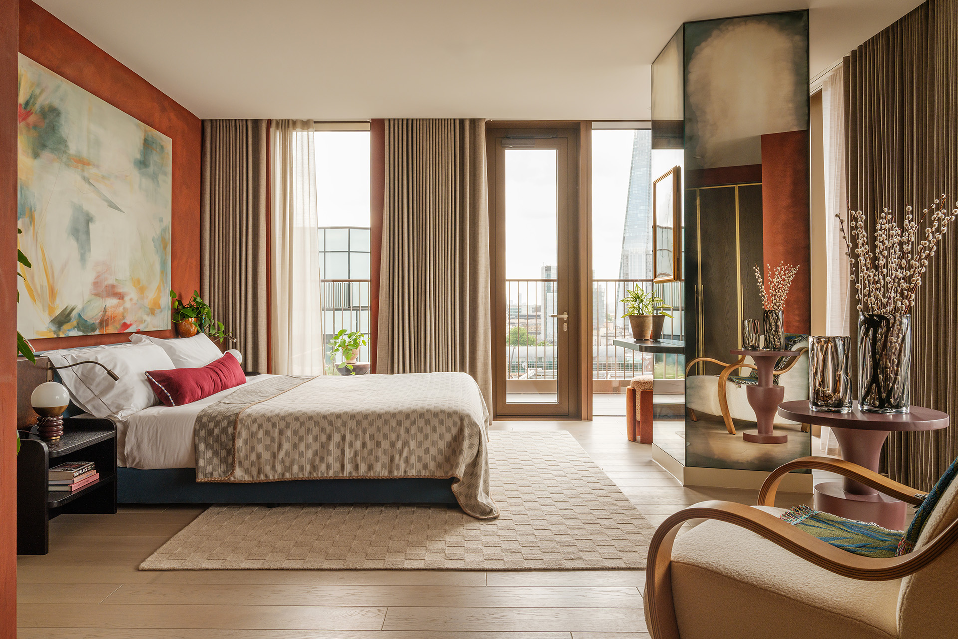 Triptych Bankside 2 | Spacious primary bedroom with floor to ceiling windows | South Bank