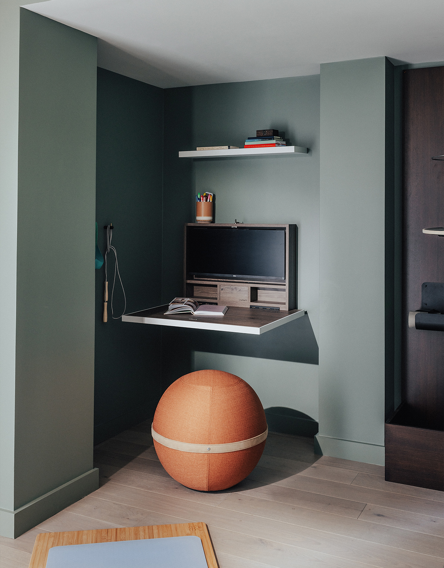 Chelsea Powerhouse | Yoga study with rhythmic textiles | Angel O'Donnell | Chelsea